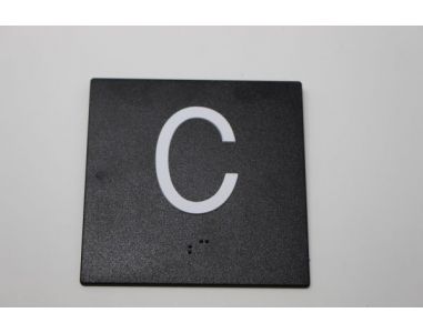 PLATE BRAILLE HALL "C"